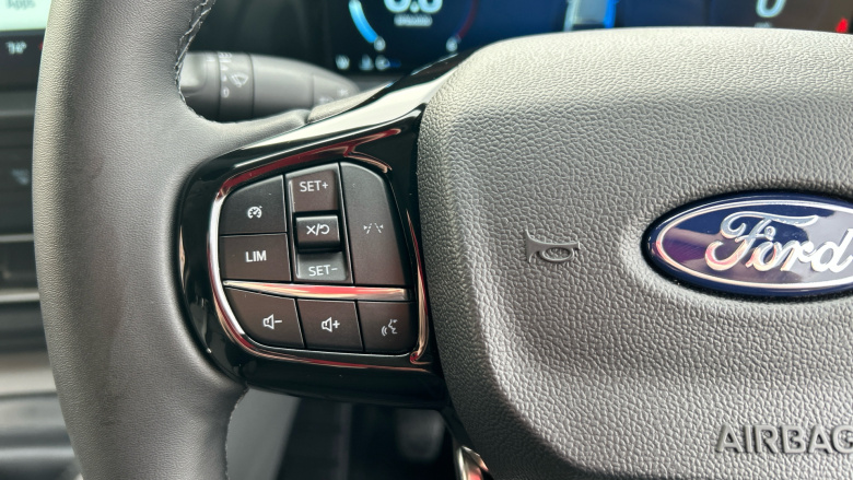 Ford Transit Custom 320 L1 Diesel Fwd 2.0 EcoBlue 136ps H1 Van Limited